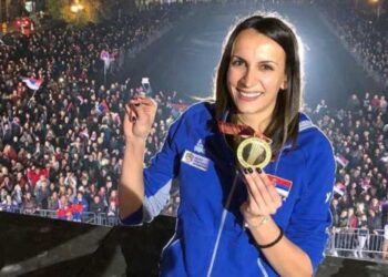 Milena Rašić danas proslavila 28. rođendan – prva čestitka od „Vesti“