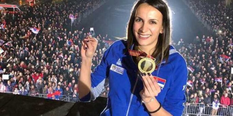 Milena Rašić danas proslavila 28. rođendan – prva čestitka od „Vesti“