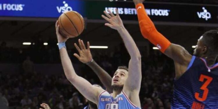 Oklahomina šetnja Sakramentom, Bogdanović nije igrao zbog povrede (VIDEO)