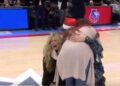 Amerikanka dobila Bogdanov dres na poklon, a najveći šok je tek usledio (VIDEO)