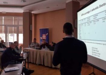 Trenerski seminar kajakaša