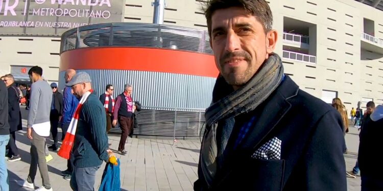 Priznanje Paunoviću od Atletiko Madrida (FOTO)