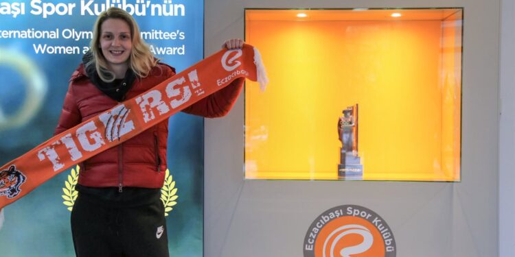 Nataša Krsmanović u Ezačibašiju