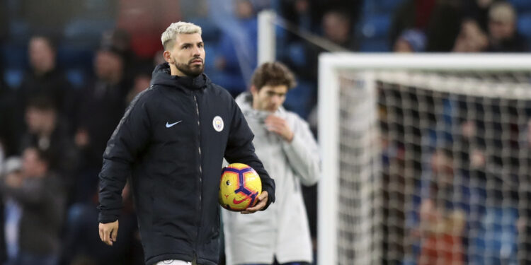 Aguero prisvojio loptu svojih rekorda, ali mu je sudija nije odmah dao (VIDEO)