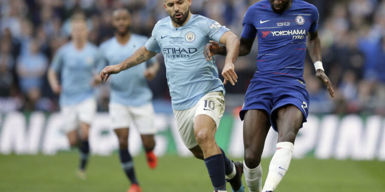 Serhio Aguero fauliran u 1. sekundi (VIDEO)