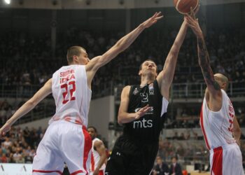 Žestoke kazne za Zvezdu i Partizan!