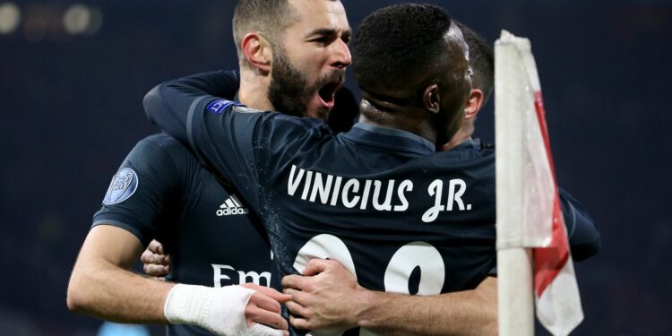Real se provukao u Amsterdamu (VIDEO)