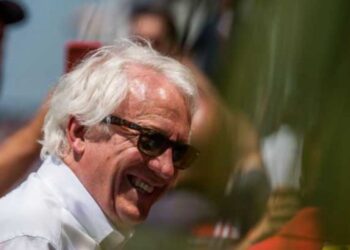 Preminuo Čarli Vajting, najuticajniji čovek u Formuli 1