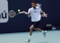 CHF: Krajinović pobedio Vavrinku, sledi duel s Federerom