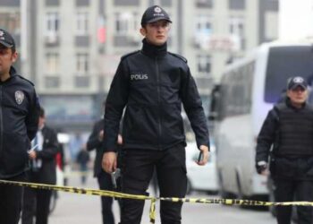 Policajci posle svađe pucali jedan u drugog
