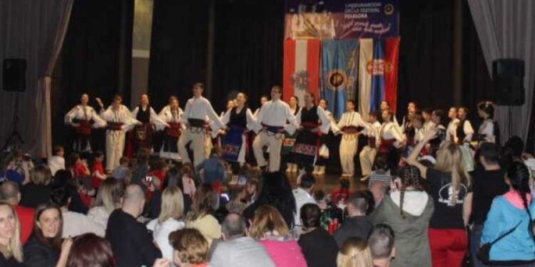 Maleni, a već stasali