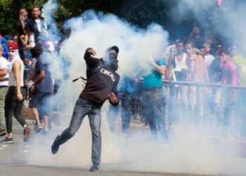 Građanski protesti u regionu(1): Ključa bes očajnika