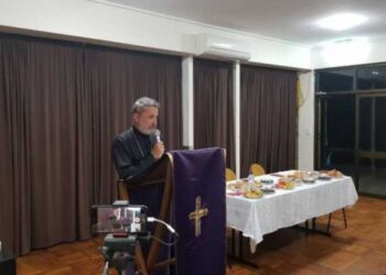 Velikoposna predavanja protojereja Pitera Hirsa