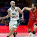 Kalates trojkom uz zvuk sirene srušio CSKA u Moskvi (VIDEO)