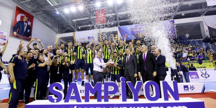 Konstantin Čupković sa Fenerbahčeom osvojio Kup Turske