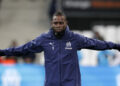 Žonglirati rolnom toalet papira? Baloteli i to može (VIDEO)