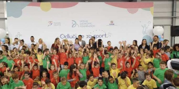 150 osnovaca obeležilo Dan sporta uz Ivanu Španović