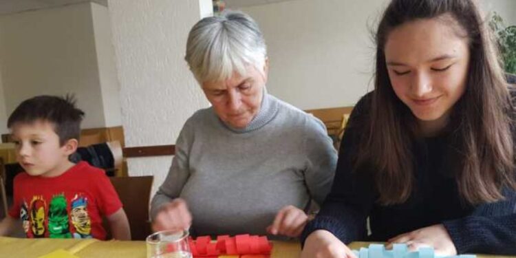 Pravili čestitke i slagali slova