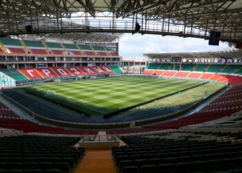 Ahmat na stadionu uzdigao i zastavu Kosova, protest Srbije preko ambasadora u Moskvi