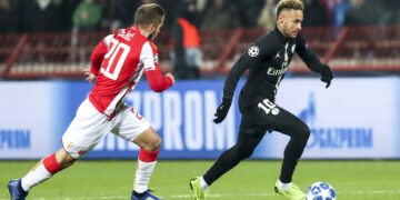 UEFA kaznila Nejmara s tri meča zabrane igranja