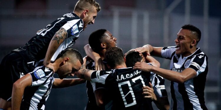 PAOK prvi grčki šampion bez poraza posle Panatinaikosa s Bobekom 1964.