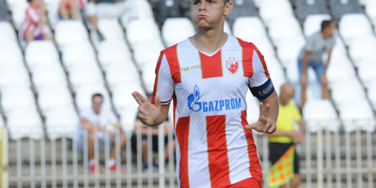Dileme više nema: Joveljić nastavlja karijeru u Ajntrahtu!