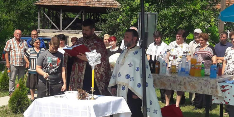 Zvonik od Krste i Caneta