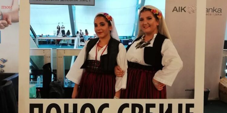 Bojana Kesić i Jelena Đurđević: I naša deca će igrati folklor!