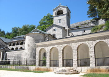 “Nije Ostrog prvi na udaru, već Cetinjski manastir”