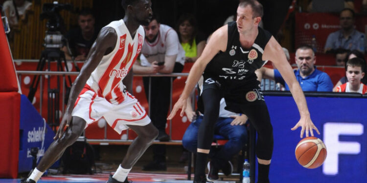 Kazne za Zvezdu i Partizan – „Trinkijeri vređan na nacionalnoj osnovi“