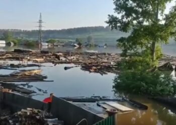 Rusija: U poplavama poginule tri osobe (VIDEO)