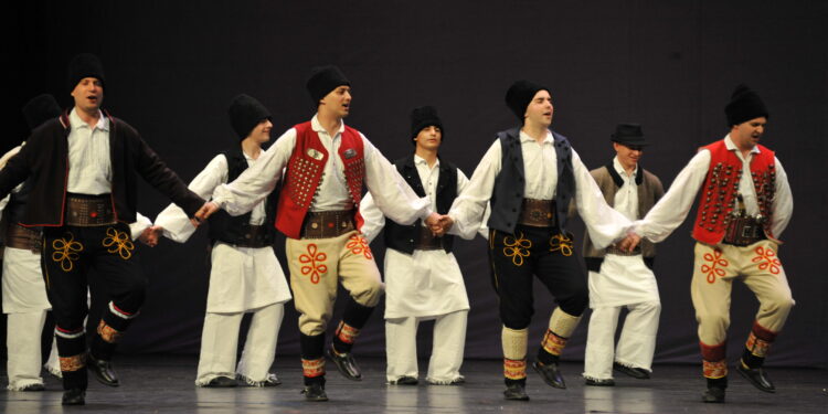 Očekuje se uručenje “Šumadinca” (VIDEO)