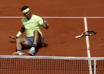 “Nadal udara glavom gde stigne” (VIDEO)