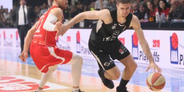 Jurohups: Olimpijakos želi Marinkovića