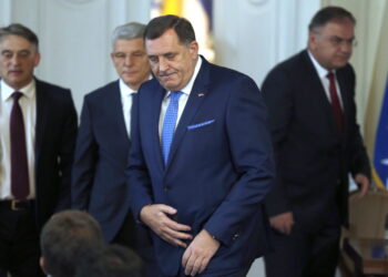 Dodik stigao u Minsk, dočekan uz najviše počasti