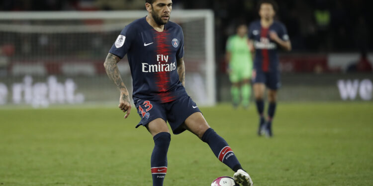 Dani Alves ide iz PSŽ-a: Još jedna faza zaokružena