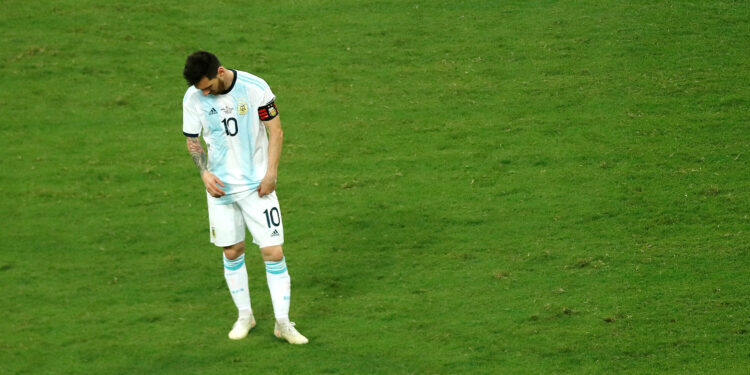 Kempes našao dijagnozu Argentine: Messidependencia
