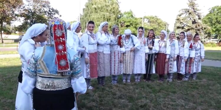 KUD “Kolo” Esen na tradicionalnom fotografisanju (VIDEO)