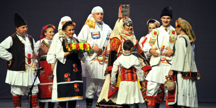 Zapisi sa Evropske smotre folklora: U nošnji i u šestoj deceniji