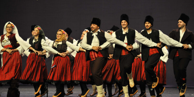 Zapisi sa Evropske smotre folklora: Zaraženi virusom folklora