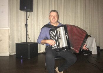 Naš narod ne može bez veselja!