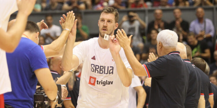Kuzmić stabilno i sledi buđenje iz kome
