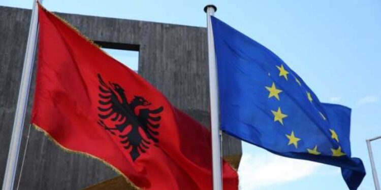 Albanci masovno zahtevaju državljanstvo Evropske unije