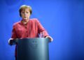 Šef kabineta: Merkel je dobro, namerava da odsluži ceo mandat