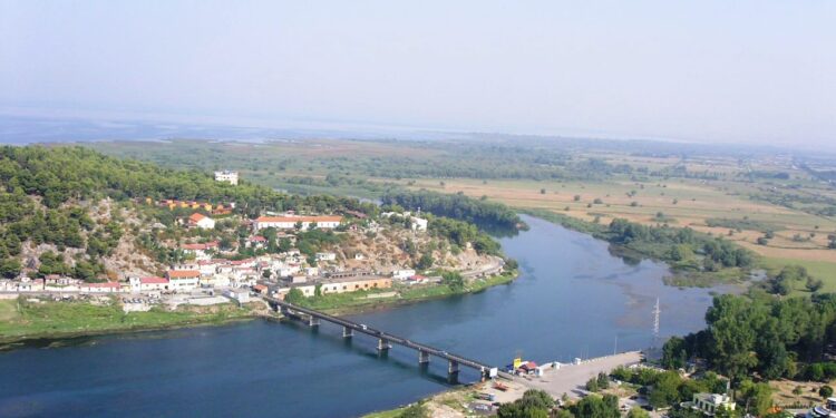 Ademi trazi administrativnu upravu za Skadar, kao 1913. i 1918.