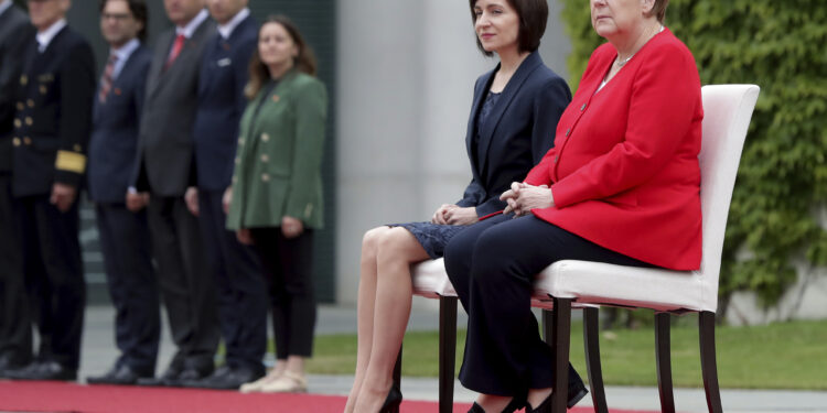 Merkelova sedela na vojnoj počasti