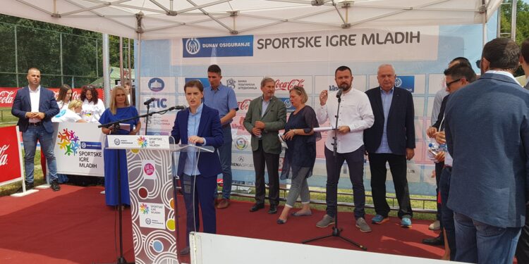 Ana Brnabić i Johanes Han podržali Sportske igre mladih (FOTO)