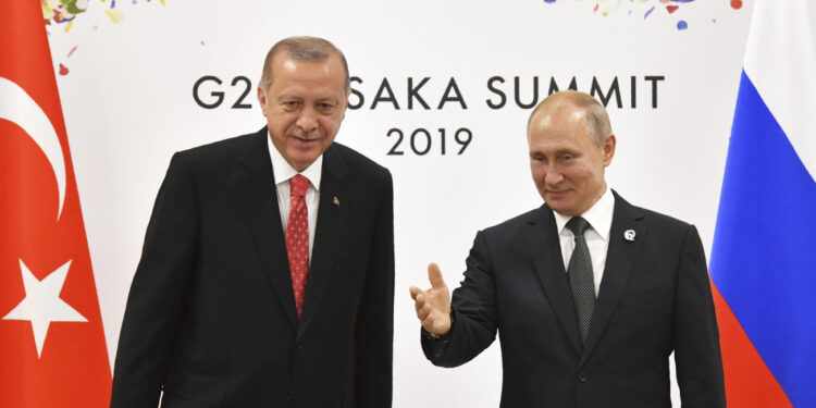 Putin i Erdogan zabrinuti zbog Libije