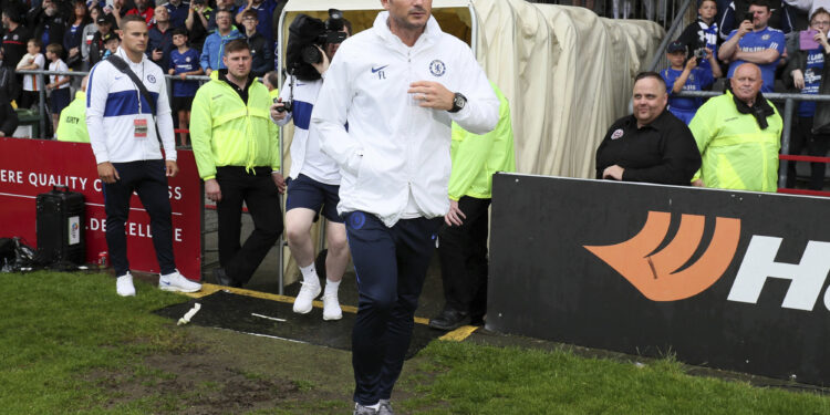 Lampard krenuo remijem u Dablinu (VIDEO/FOTO)