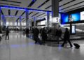 Drama na aerodromu: Dečak se vrteo na traci za prtljag (VIDEO)